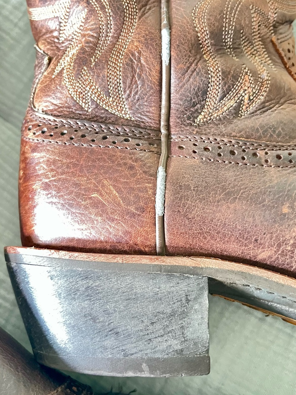 Classic Brown Leather Western Boots by Ariat - Picture 5 of 7